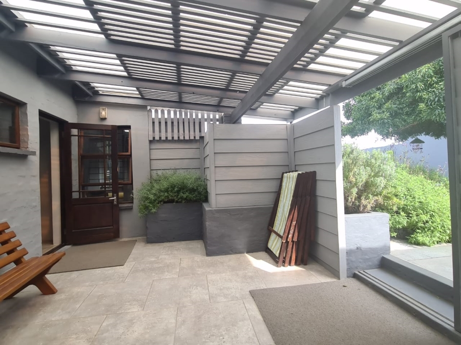 5 Bedroom Property for Sale in Kenton On Sea Eastern Cape